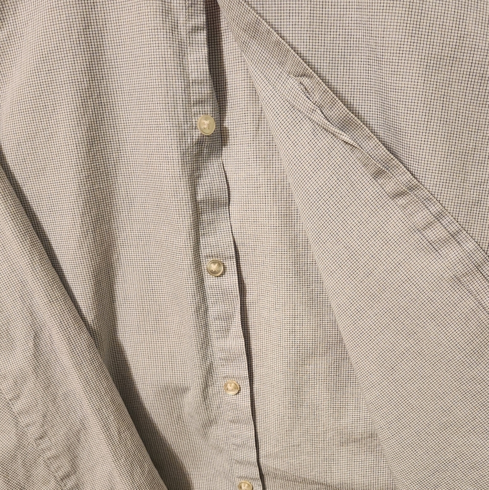 Calvin Klein button up. - Picture 5 of 5